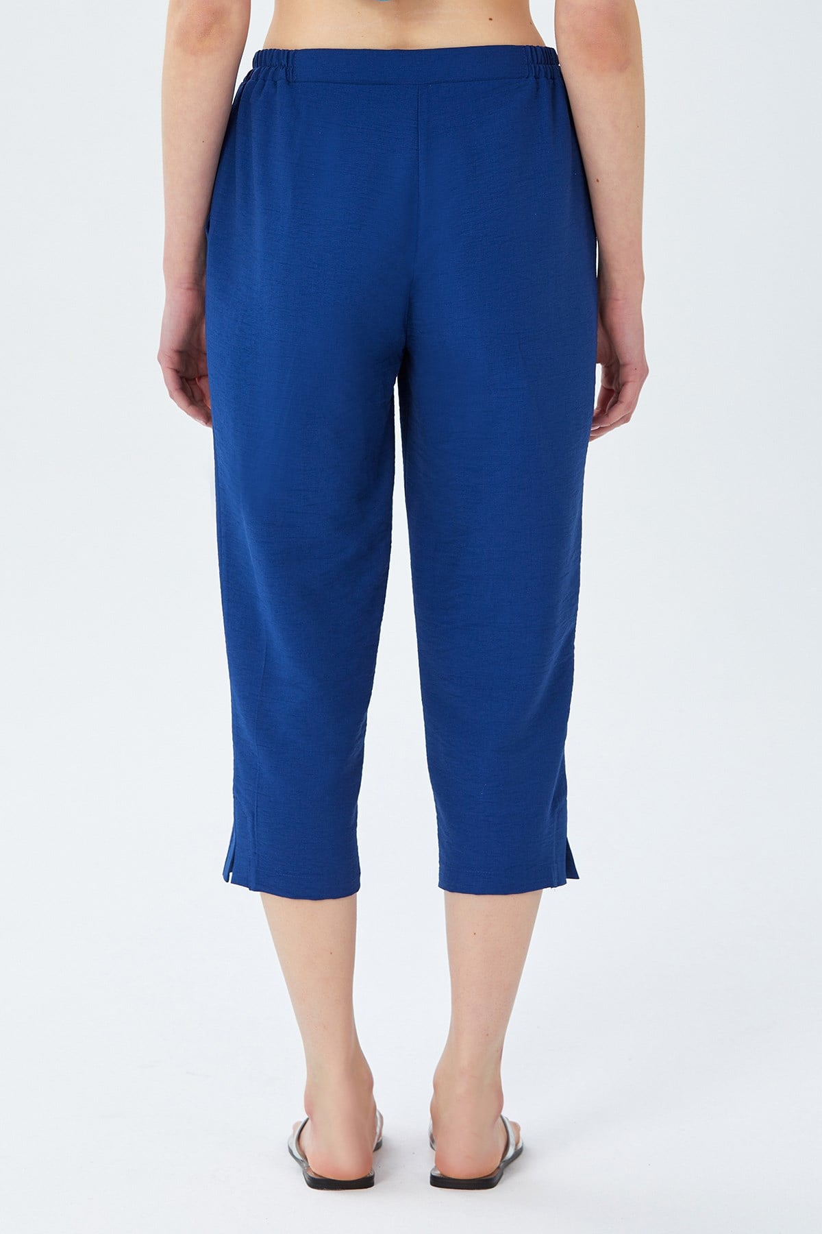 Beli Lastikli Paçası Yırtmaçlı Pantolon 026-3506