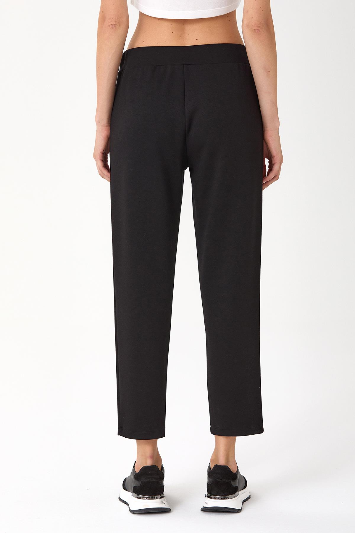 Beli Lastikli Tek Cep Detaylı Pantolon 245-2103
