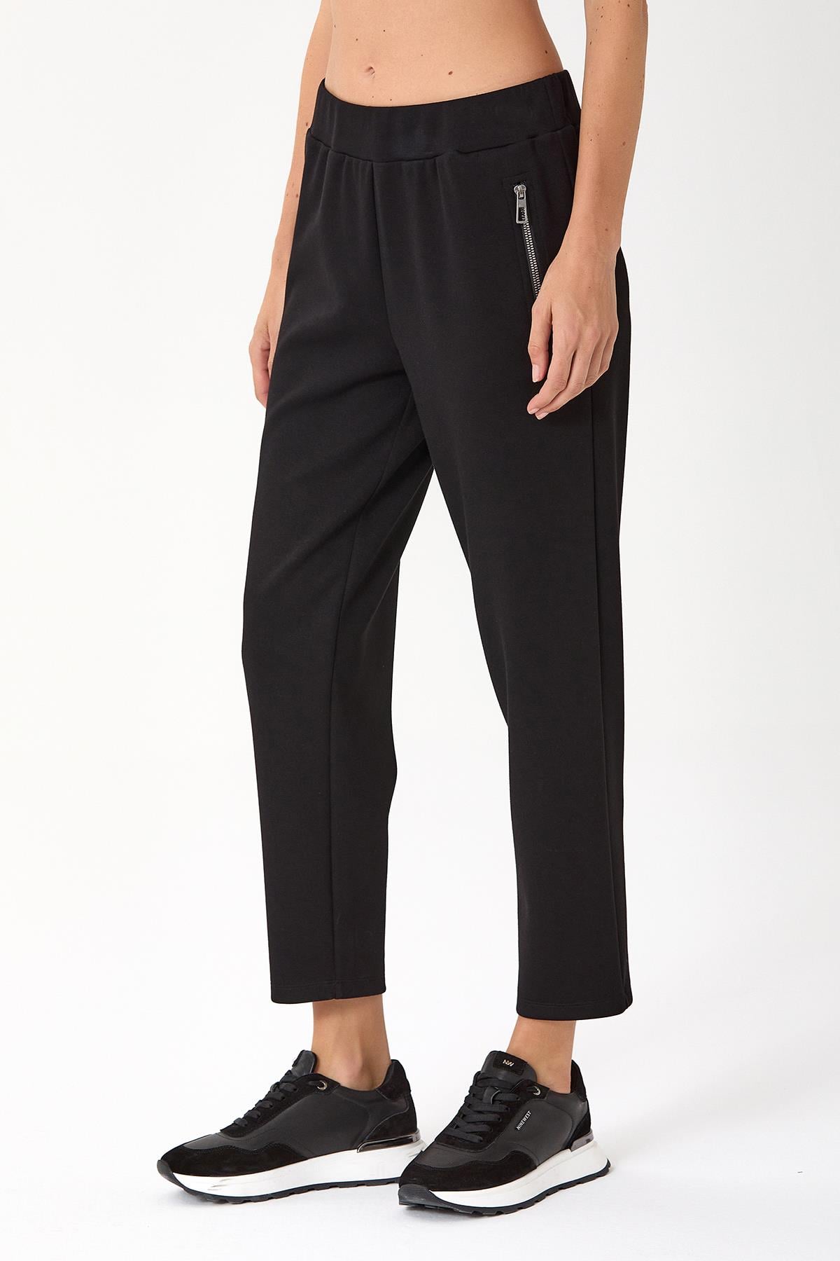 Beli Lastikli Tek Cep Detaylı Pantolon 245-2103