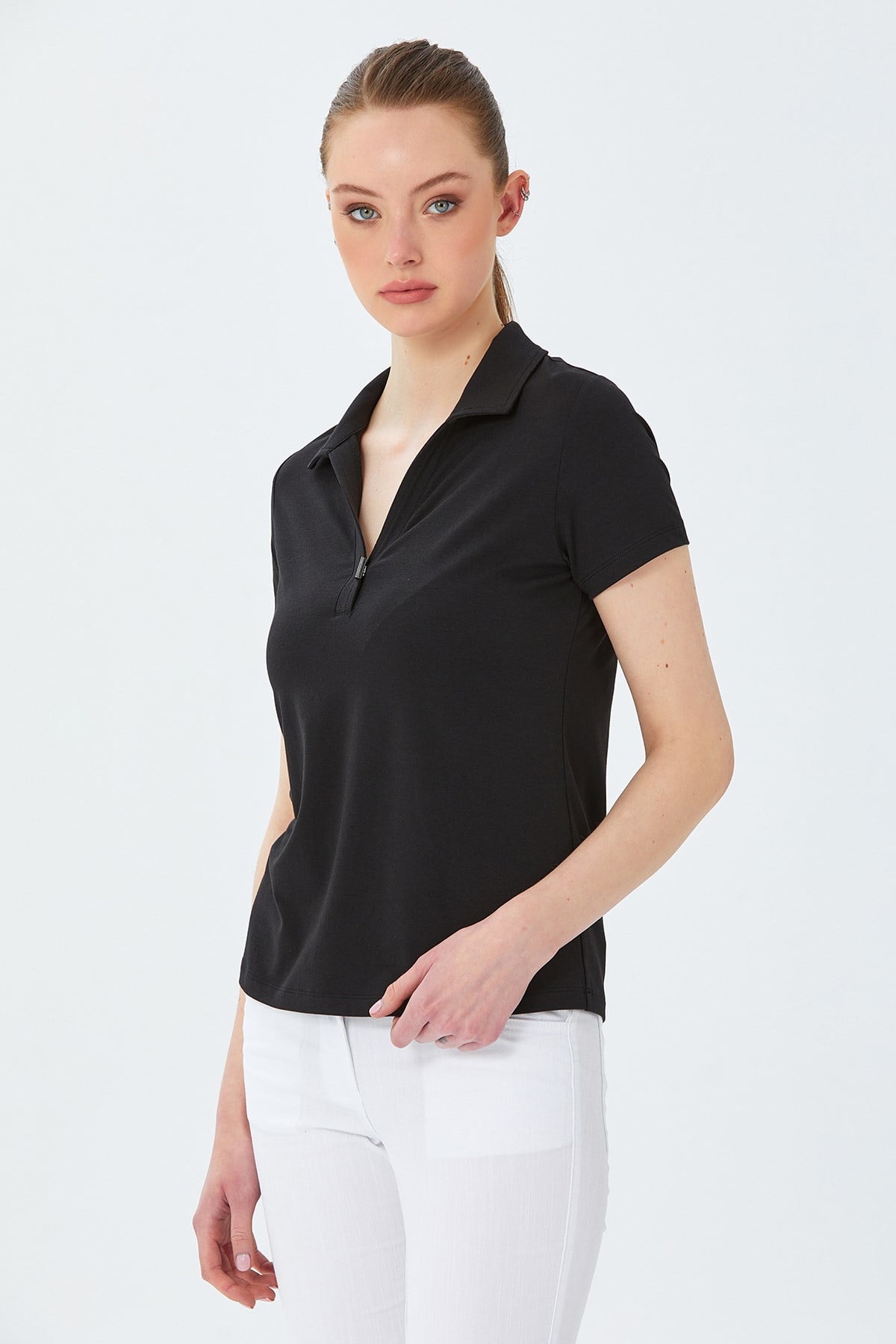 Polo Yaka Önü Çıtçıtlı Bluz 026-1036
