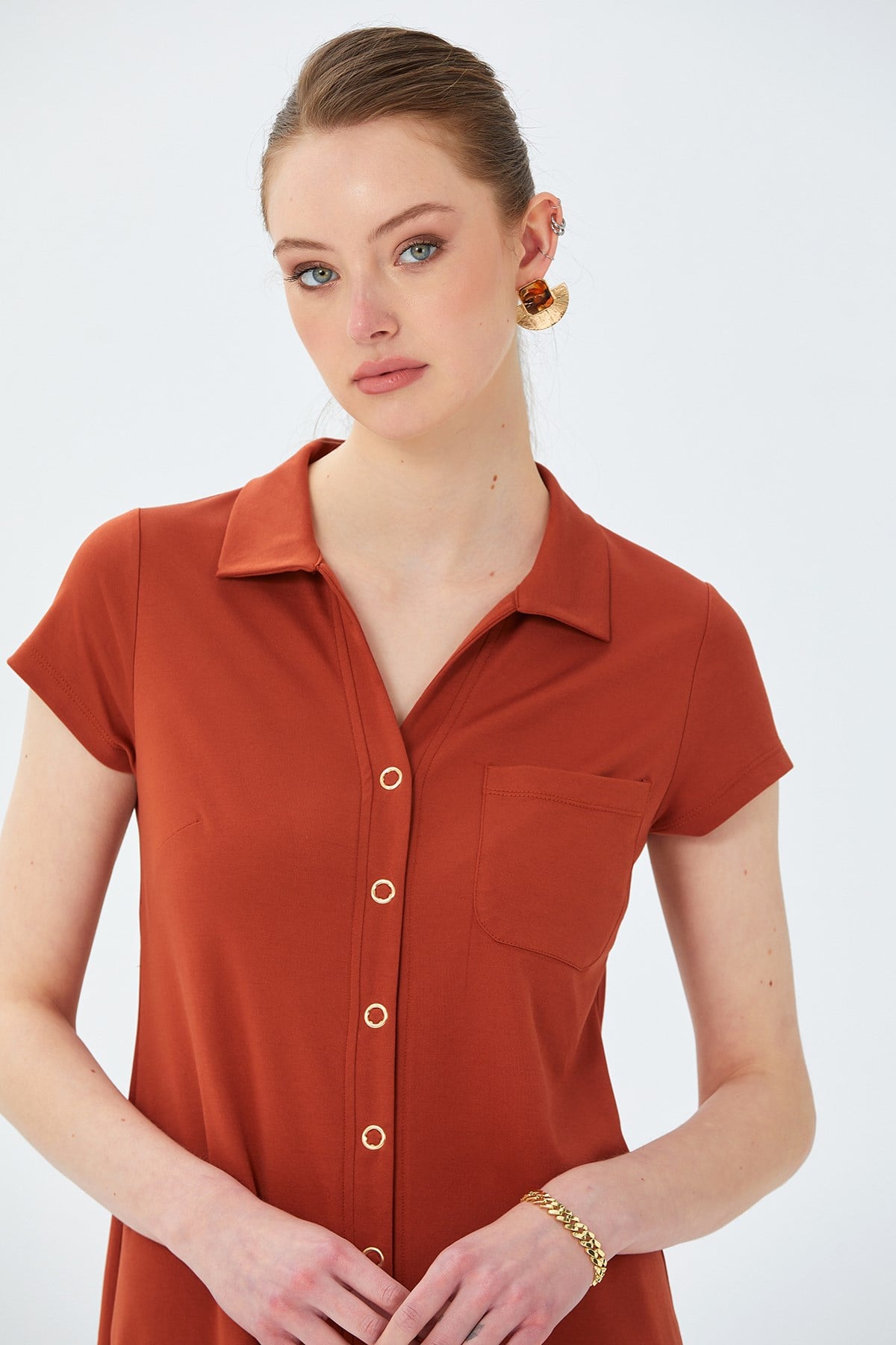 Polo Yaka Önü Çıtçıtlı Elbise 026-2507