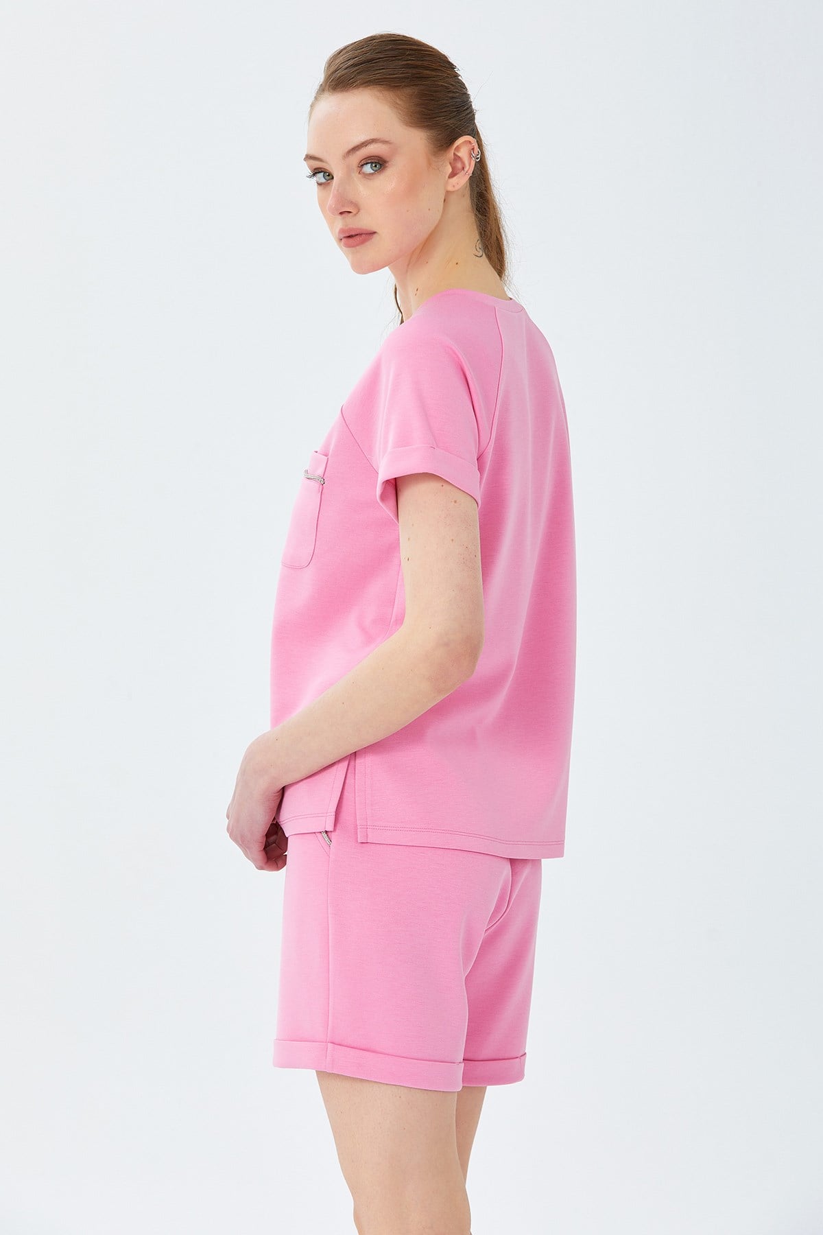 Yuvarlak Yaka Cep Detaylı Duble Kol S-Shirt 026-2116