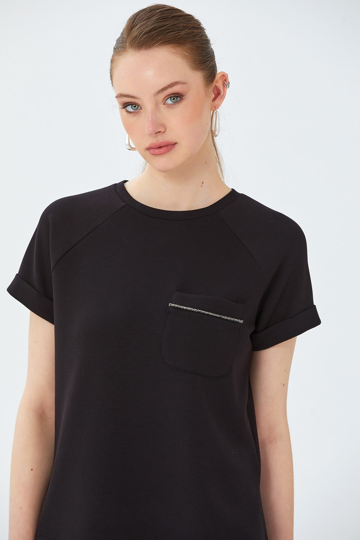 Yuvarlak Yaka Cep Detaylı Duble Kol S-Shirt 026-2116