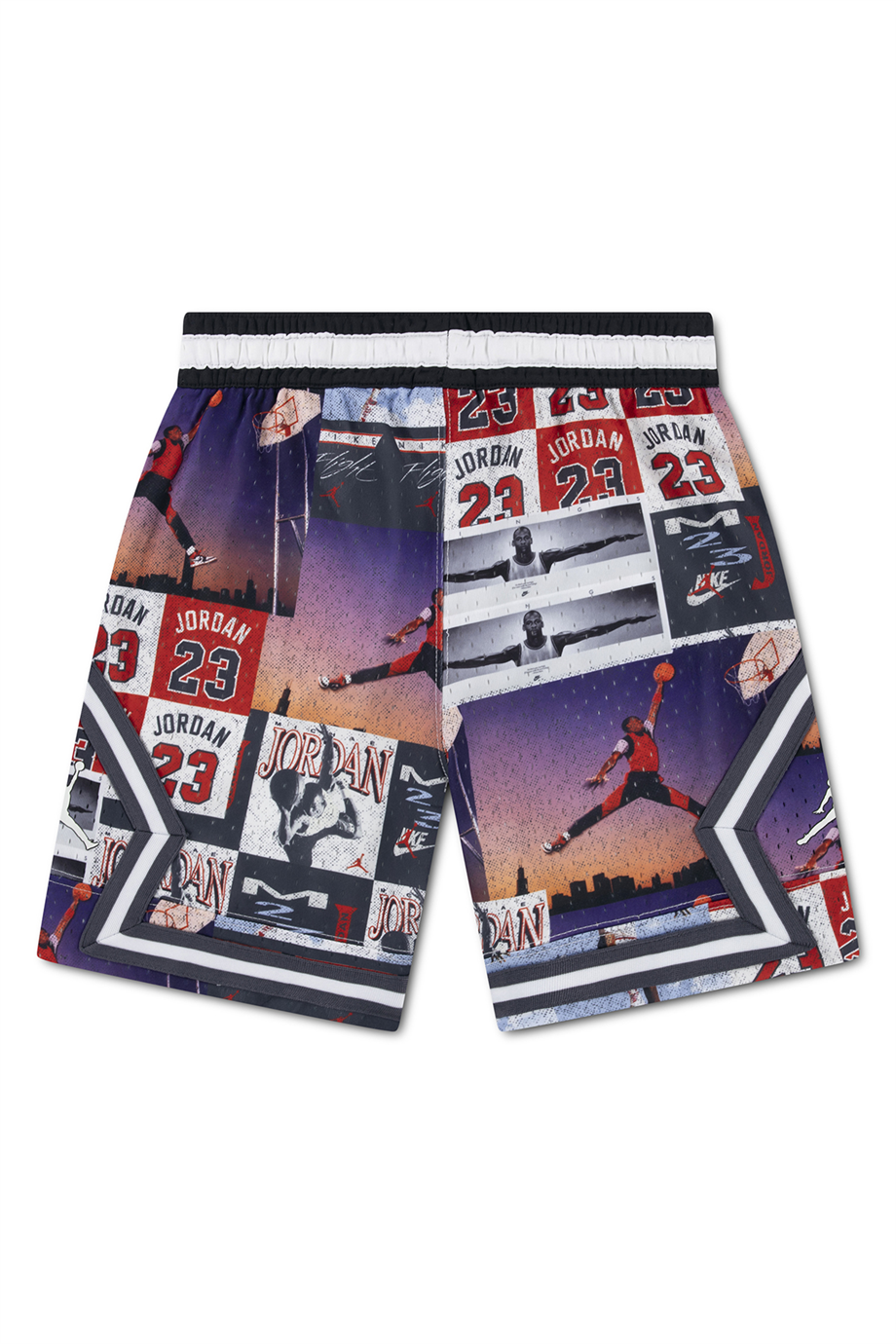 Air Jordan Erkek Çocuk Desenli ŞortAir Jordan Erkek Çocuk Desenli Şort