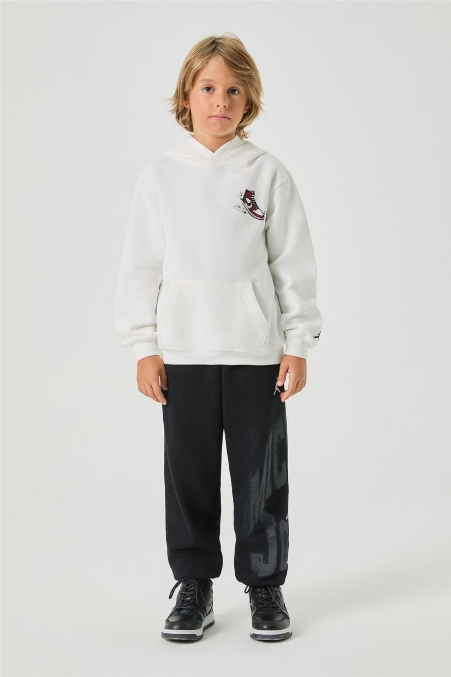 Air Jordan Erkek Çocuk Krem SweatshirtAir Jordan Erkek Çocuk Krem Sweatshirt