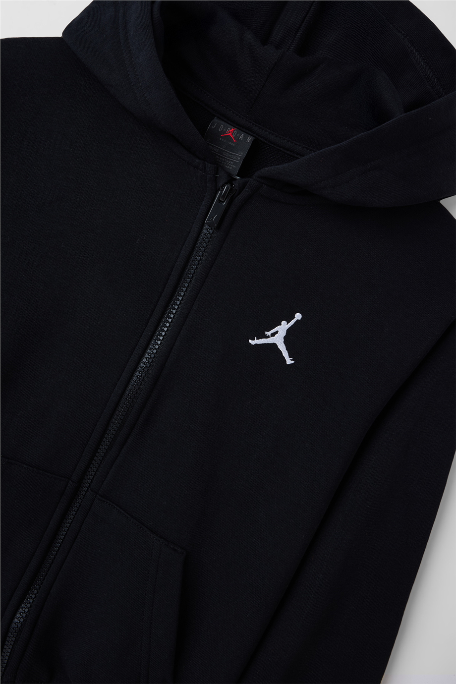 Air Jordan Erkek Çocuk Siyah Eşofman ÜstüAir Jordan Erkek Çocuk Siyah Eşofman Üstü