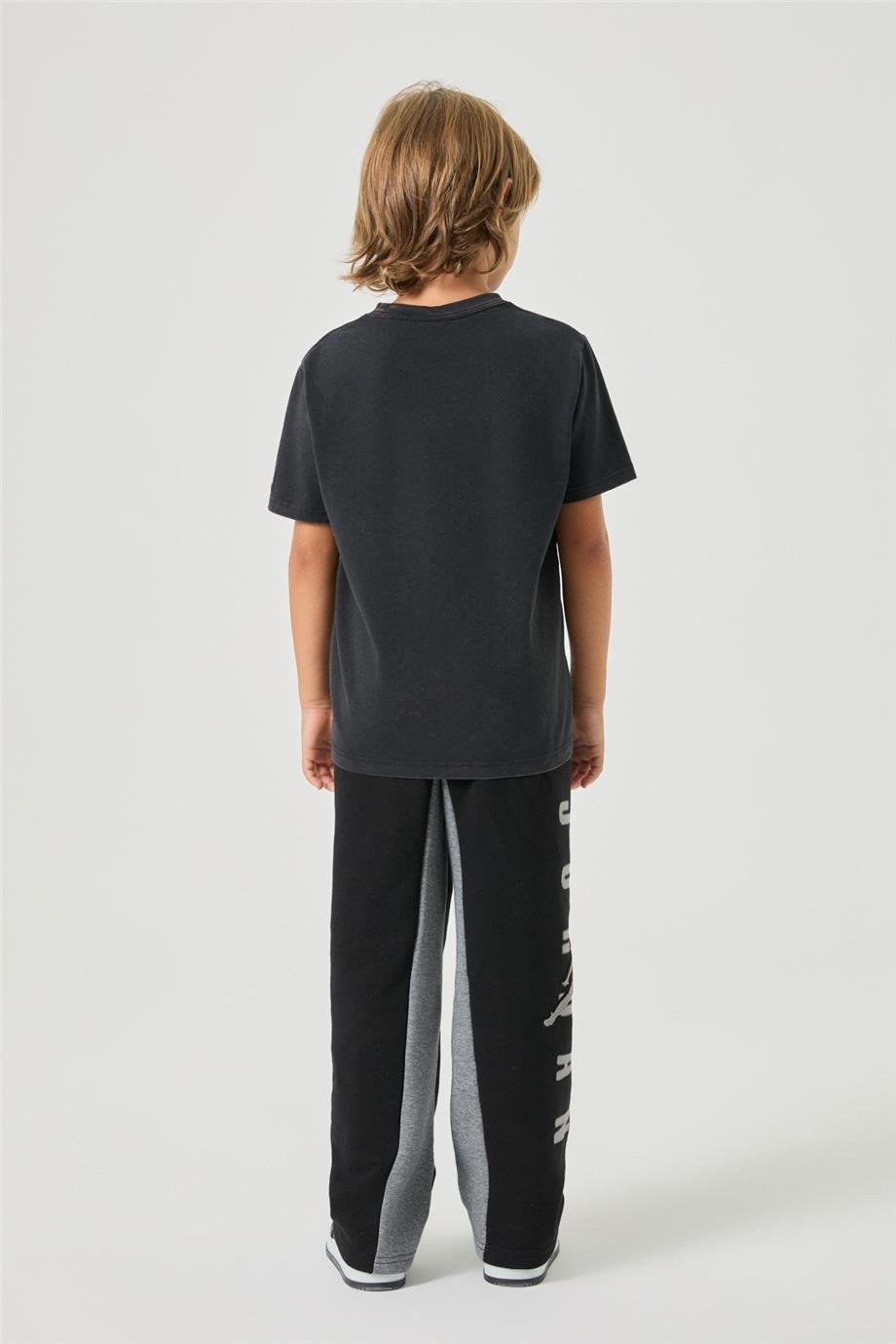 Air Jordan Erkek Çocuk Siyah TshirtAir Jordan Erkek Çocuk Siyah Tshirt