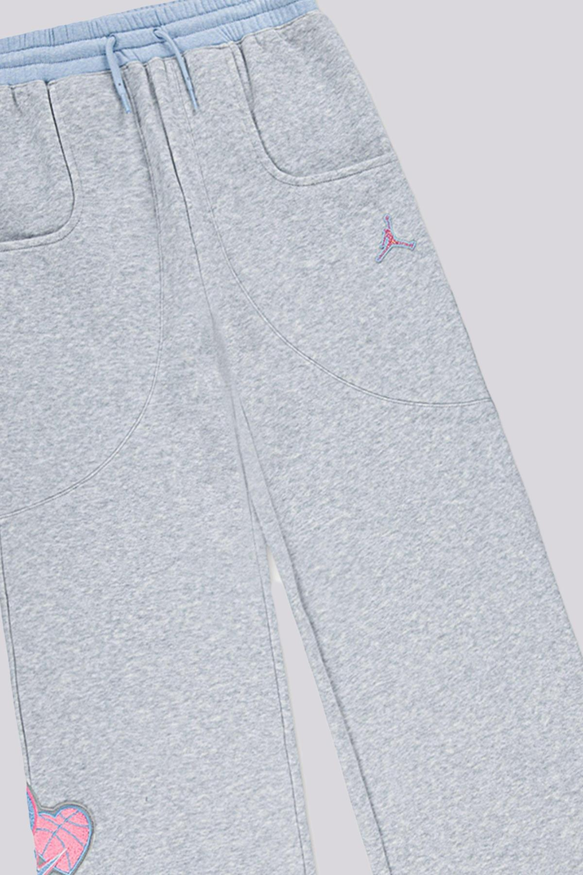 Air Jordan Kız Çocuk Siyah Eşofman AltıAir Jordan Kız Çocuk Siyah Eşofman Altı