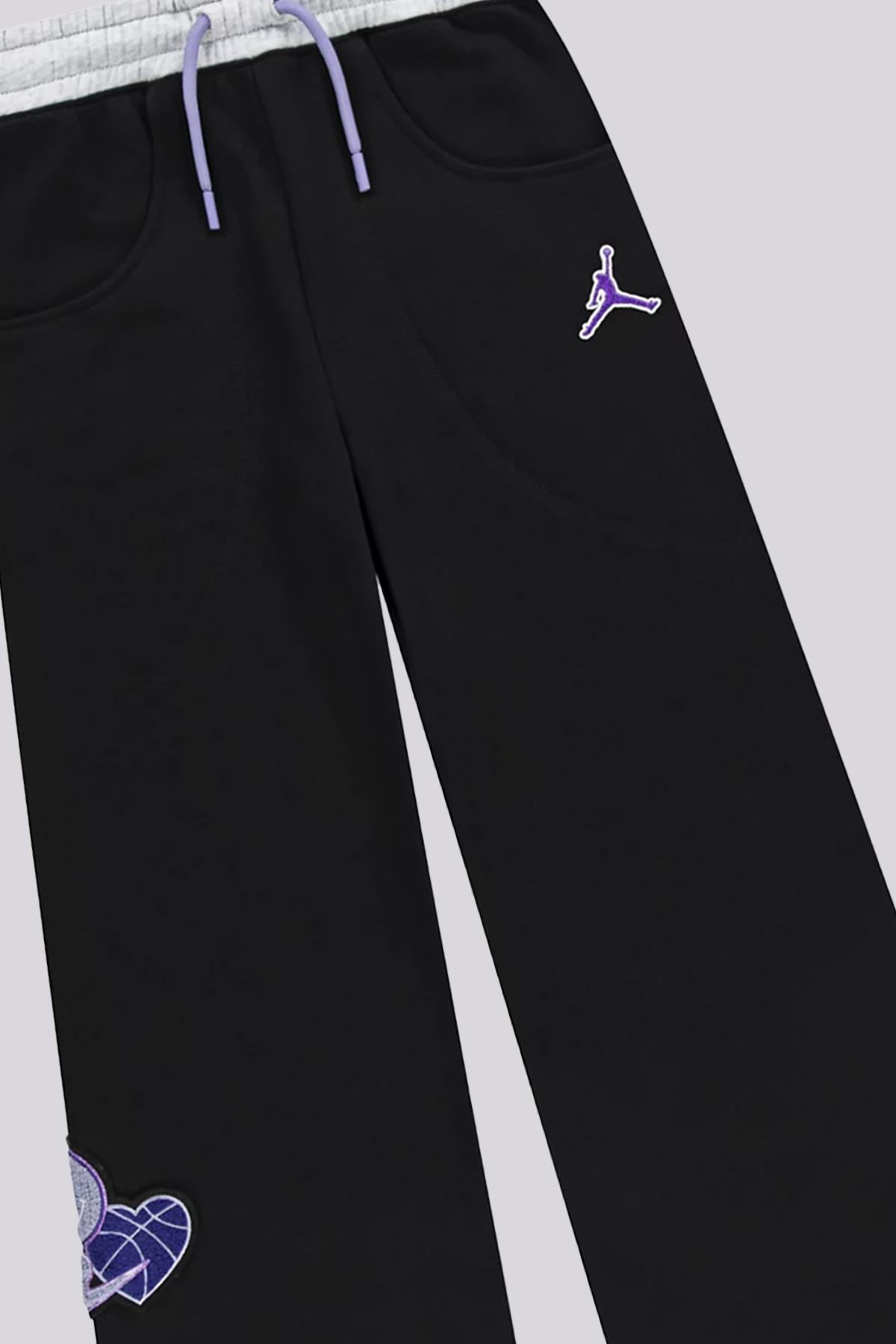 Air Jordan Kız Çocuk Siyah Eşofman AltıAir Jordan Kız Çocuk Siyah Eşofman Altı