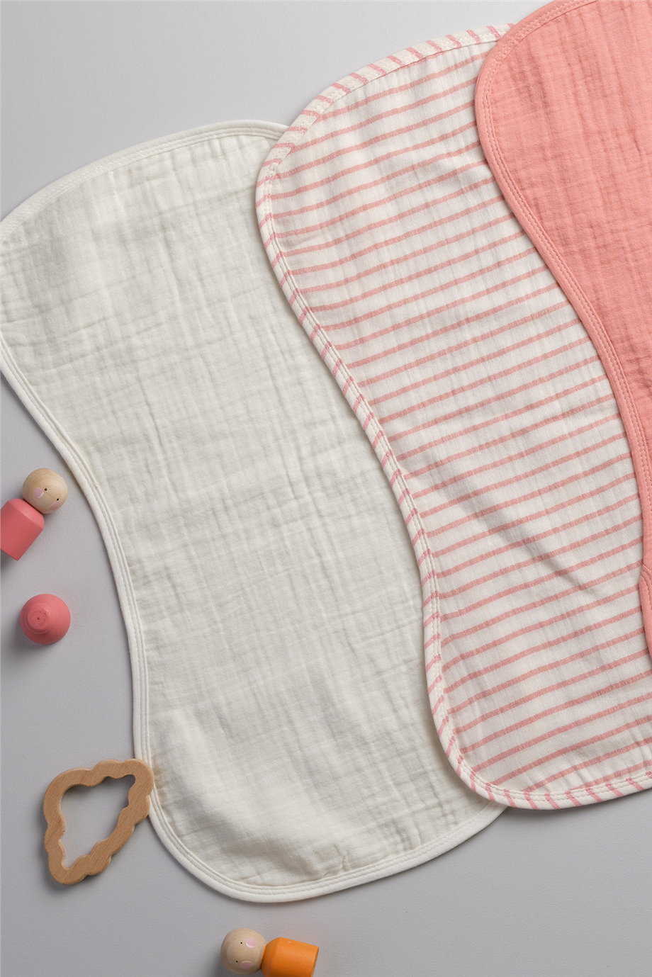 Bondberro Baby Girl Mother & Baby 4-Layer Muslin Burp ClothBondberro Baby Girl Mother & Baby 4-Layer Muslin Burp Cloth