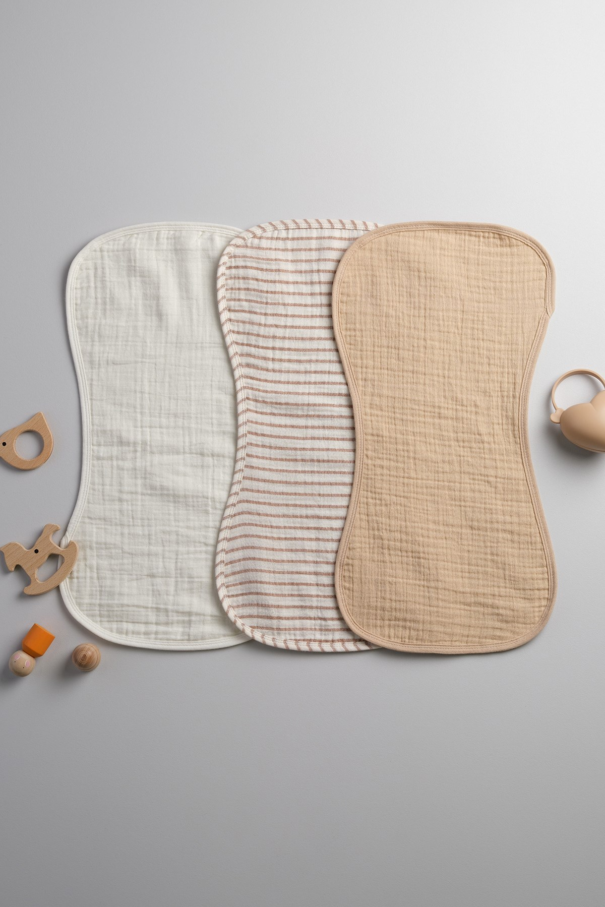 Bondberro Unisex Mother & Baby 4-Layer Muslin Burp ClothBondberro Unisex Mother & Baby 4-Layer Muslin Burp Cloth