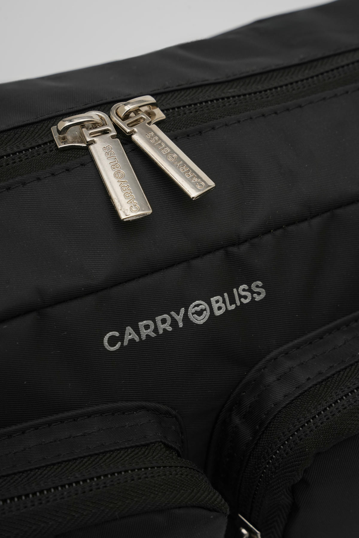 Carrybliss Çok Gözlü Anne Bebek Sırt ÇantasıCarrybliss Çok Gözlü Anne Bebek Sırt Çantası