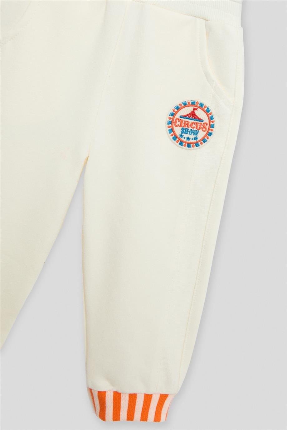 GB Baby Erkek Bebek Ekru Eşofman AltıGB Baby Erkek Bebek Ekru Eşofman Altı