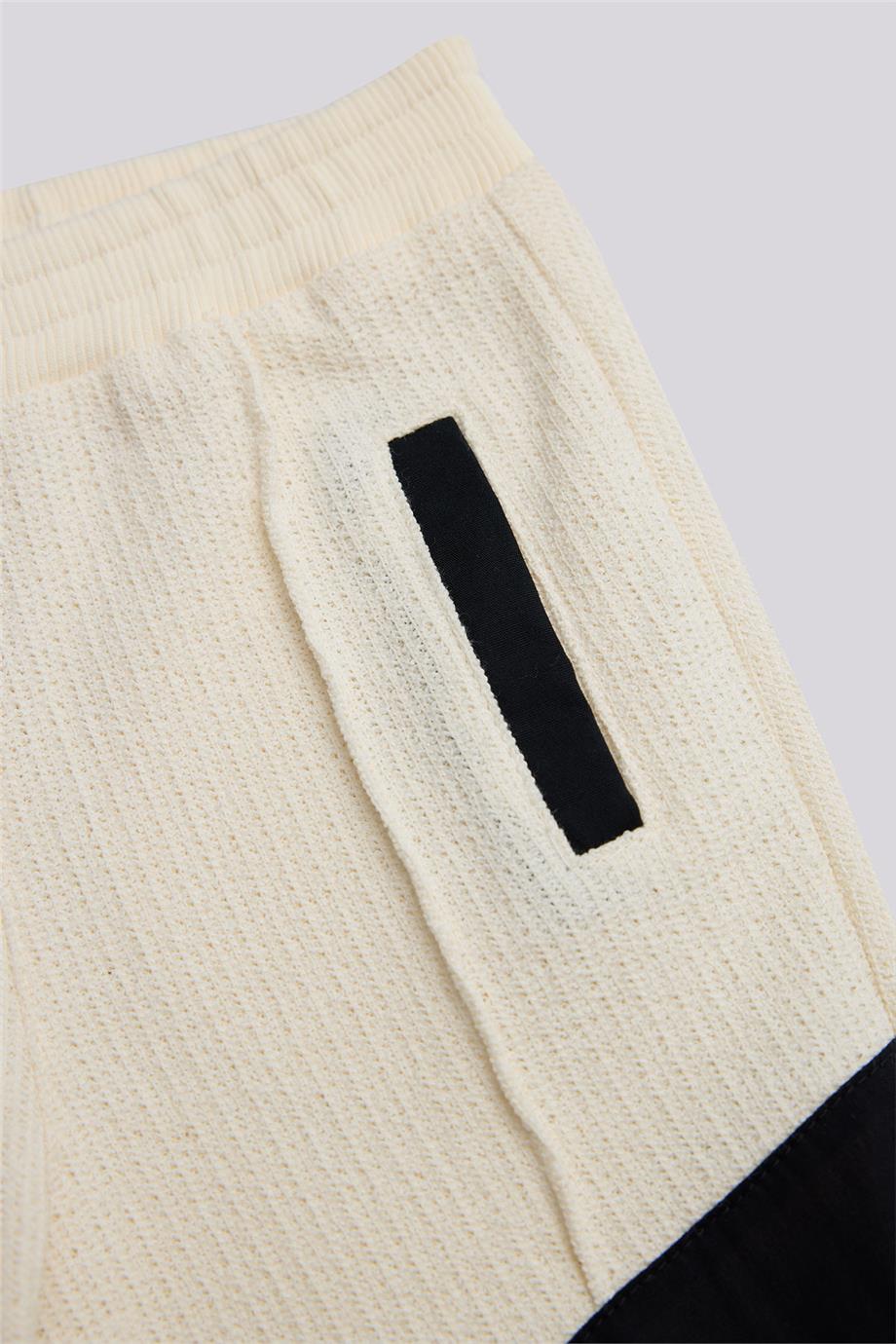 GB Baby Erkek Bebek Ekru Eşofman AltıGB Baby Erkek Bebek Ekru Eşofman Altı