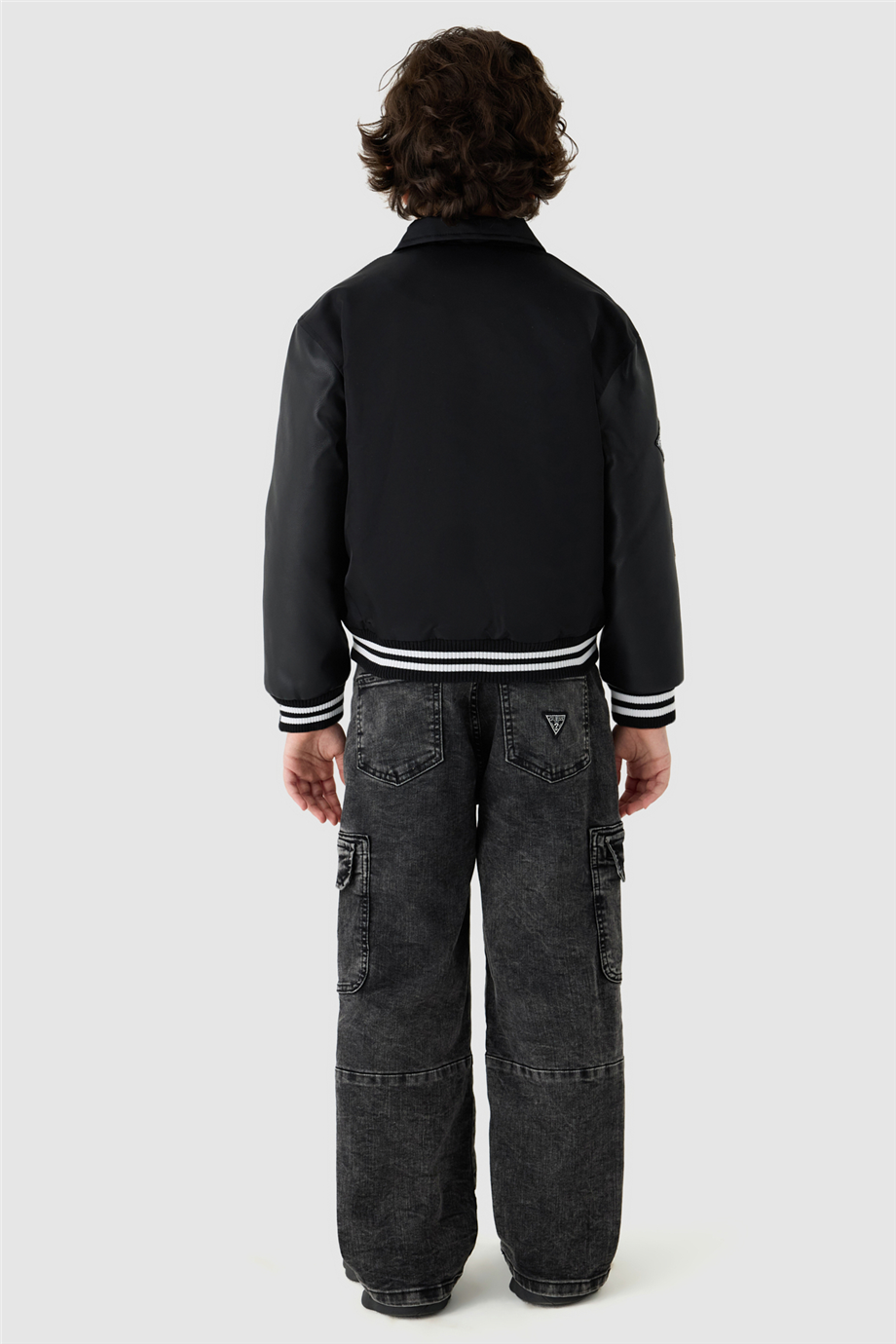 Guess Erkek Çocuk CeketGuess Erkek Çocuk Ceket