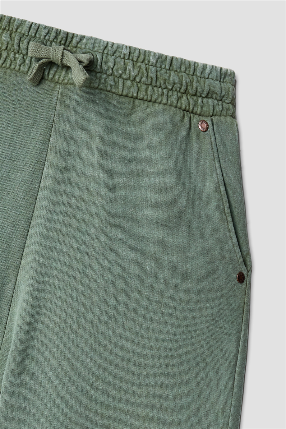 Guess Erkek Çocuk Haki Eşofman AltıGuess Erkek Çocuk Haki Eşofman Altı