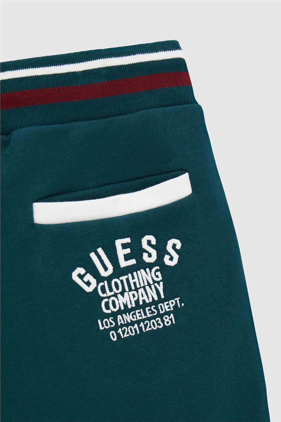 Guess Erkek Çocuk Koyu Eşofman AltıGuess Erkek Çocuk Koyu Eşofman Altı