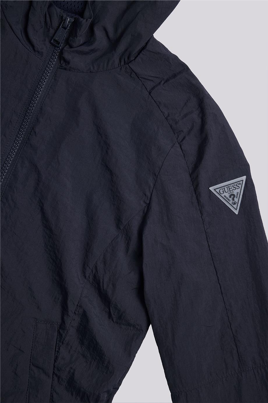 Guess Erkek Çocuk Lacivert YağmurlukGuess Erkek Çocuk Lacivert Yağmurluk