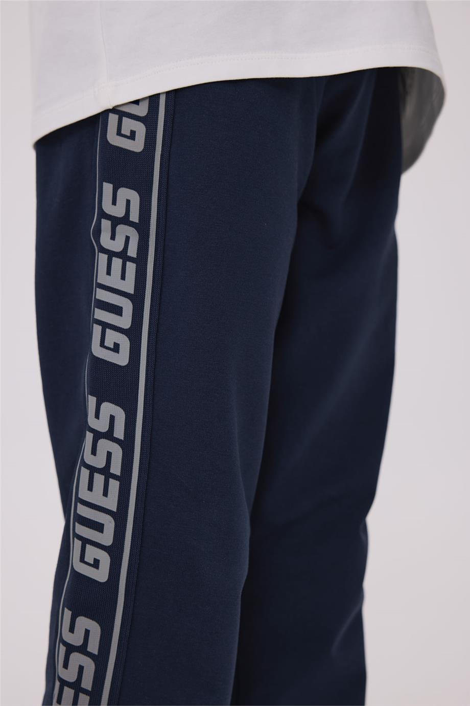 Guess Erkek Çocuk Mavi Eşofman AltıGuess Erkek Çocuk Mavi Eşofman Altı