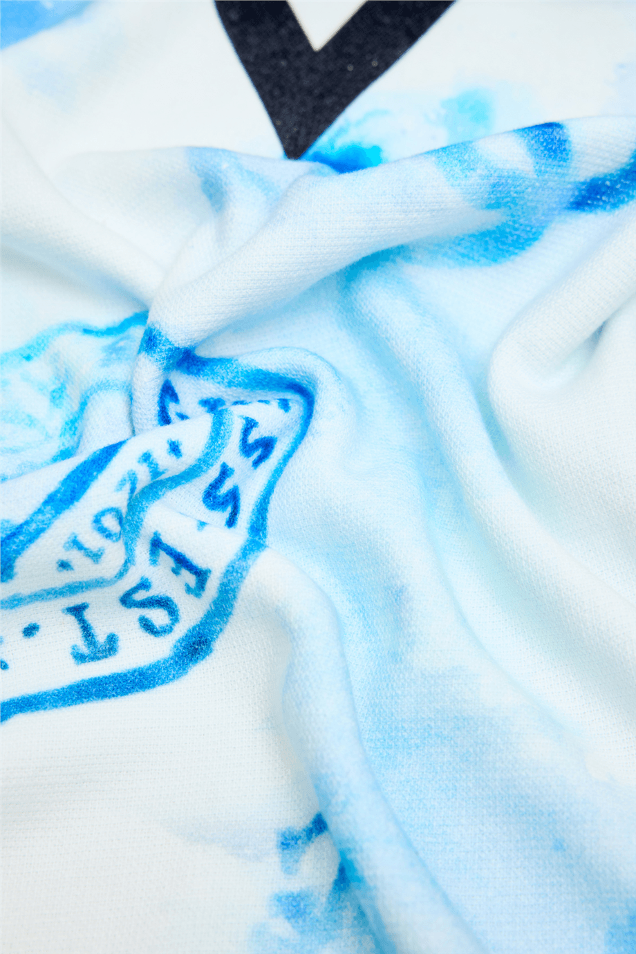 Guess Boy Blue TowelGuess Boy Blue Towel
