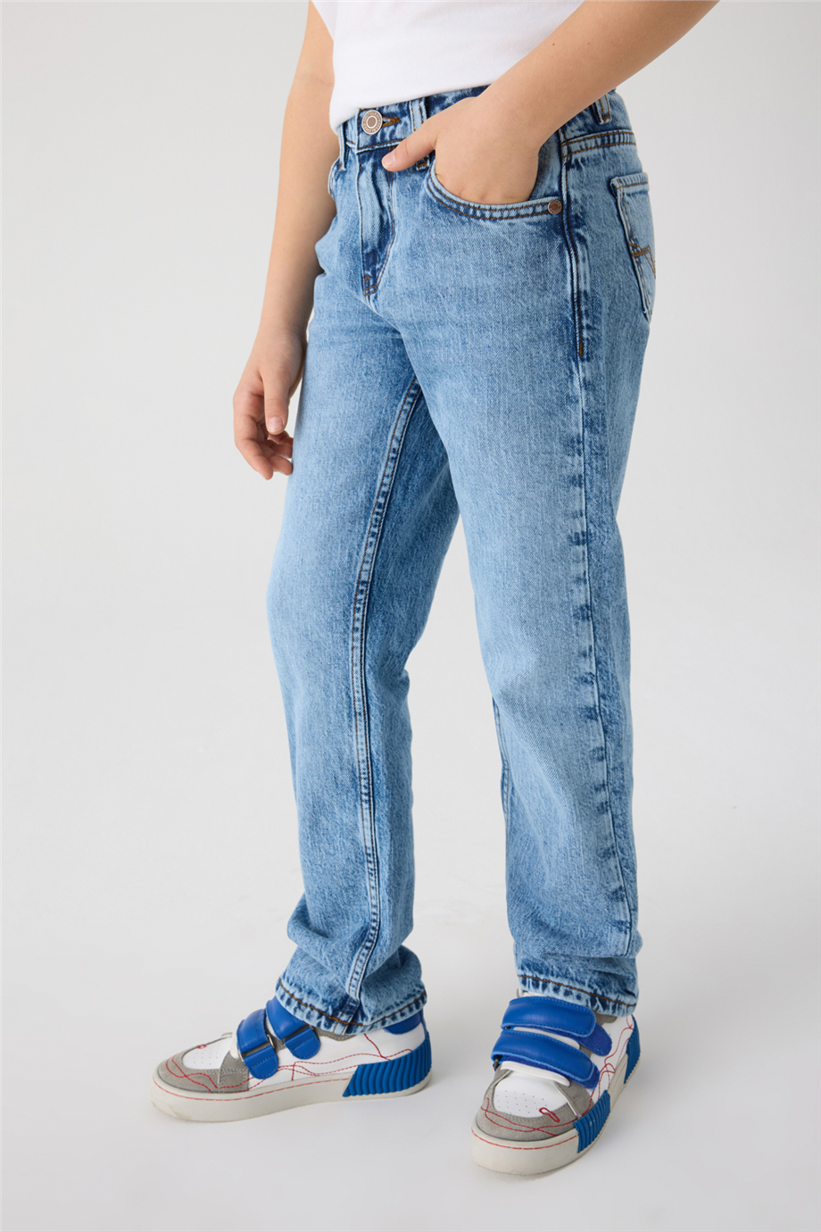 Guess Erkek Çocuk Mavi PantolonGuess Erkek Çocuk Mavi Pantolon