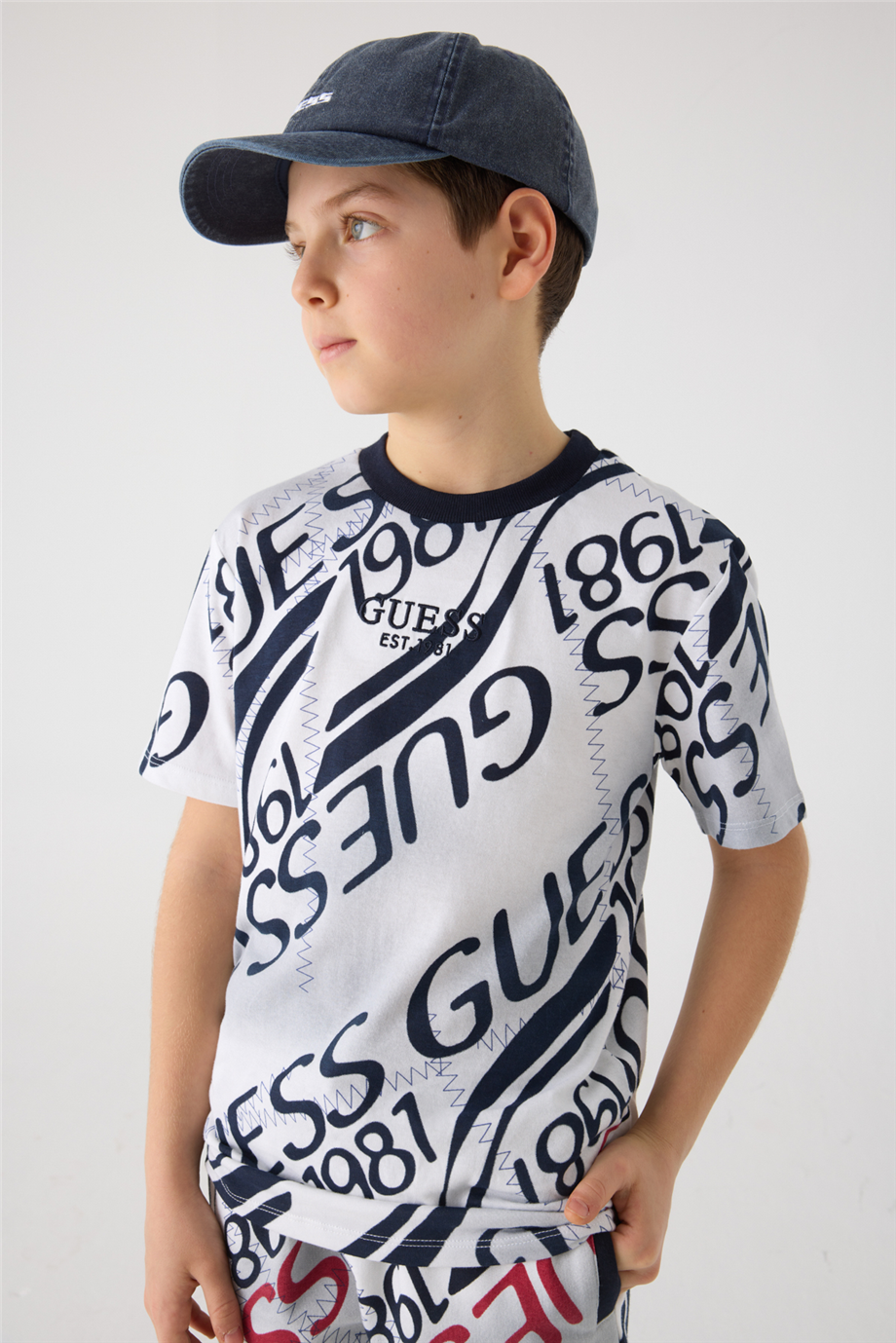 Guess Erkek Çocuk Mavi ŞapkaGuess Erkek Çocuk Mavi Şapka