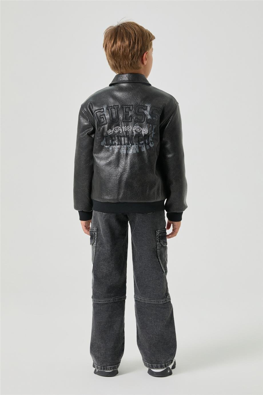 Guess Erkek Çocuk Siyah CeketGuess Erkek Çocuk Siyah Ceket