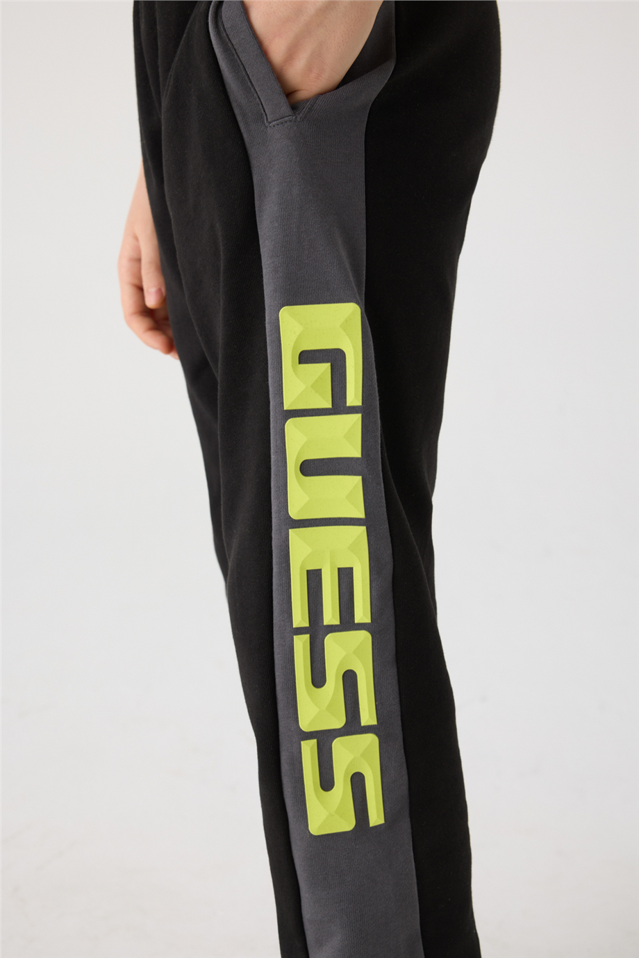 Guess Boy Anthracite Tracksuit BottomGuess Boy Anthracite Tracksuit Bottom