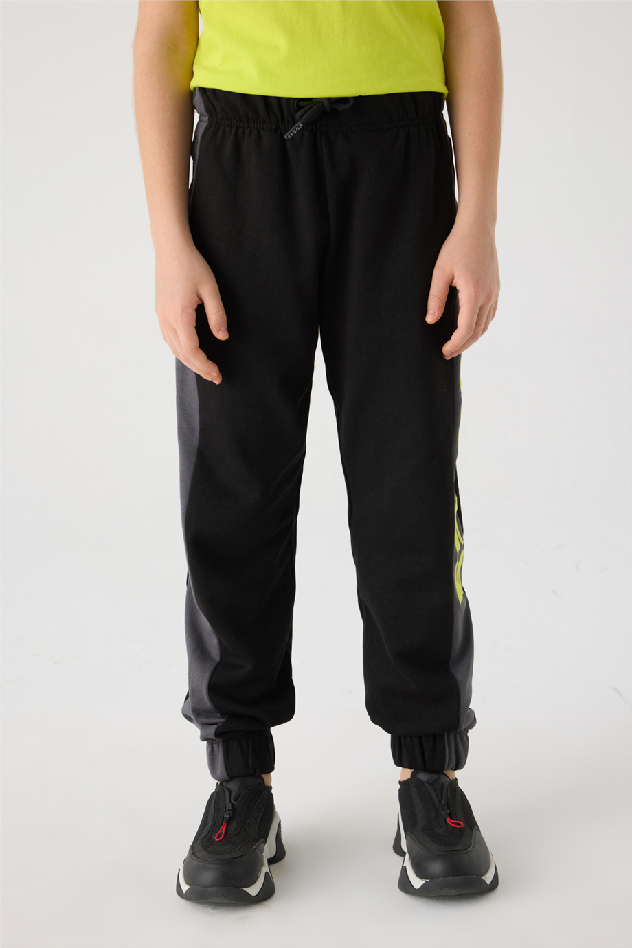 Guess Boy Anthracite Tracksuit BottomGuess Boy Anthracite Tracksuit Bottom