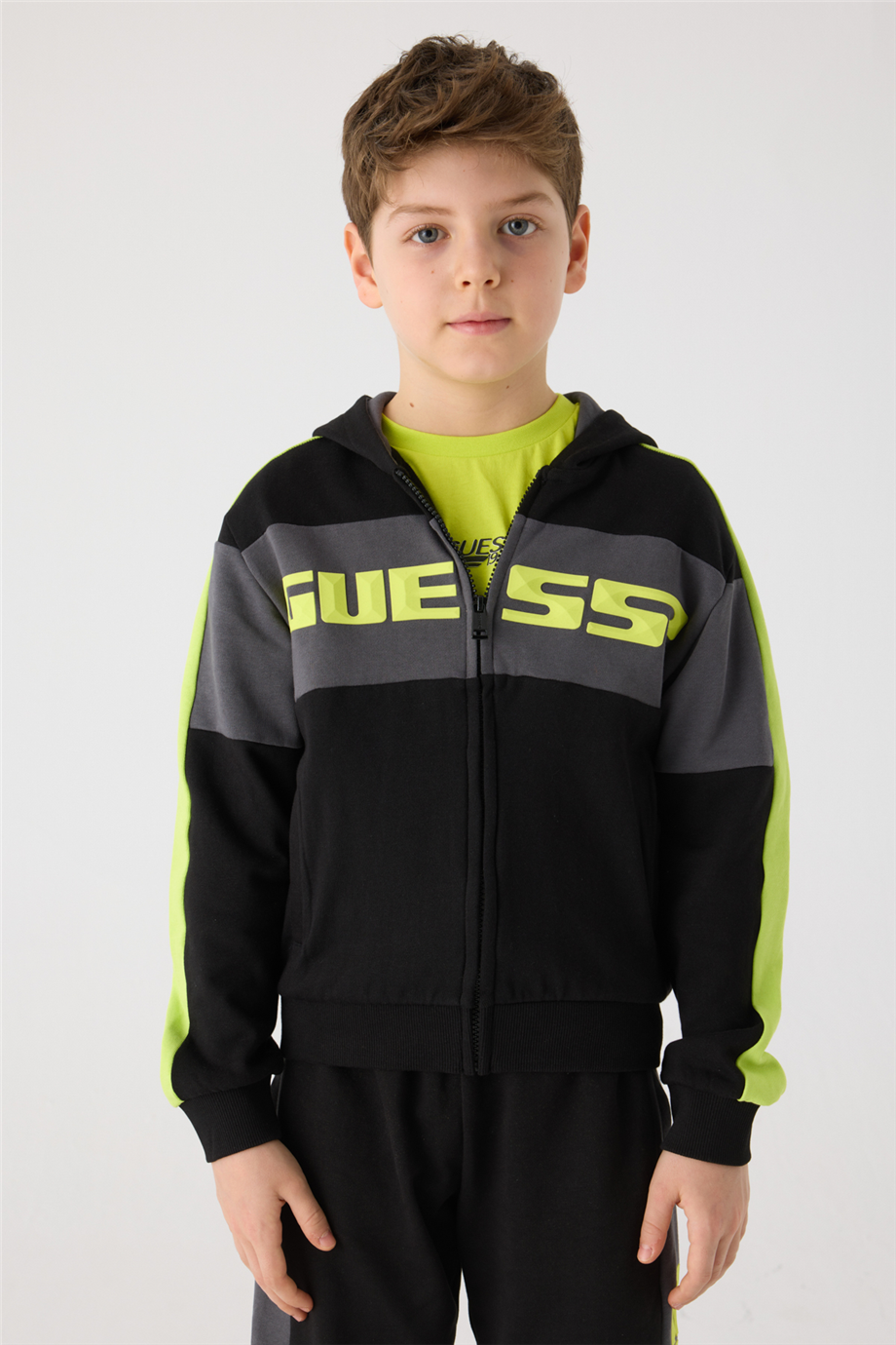 Guess Boy Black Tracksuit TopGuess Boy Black Tracksuit Top