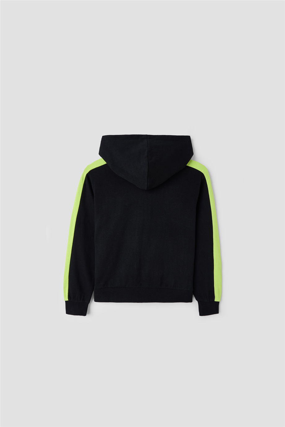 Guess Boy Black Tracksuit TopGuess Boy Black Tracksuit Top