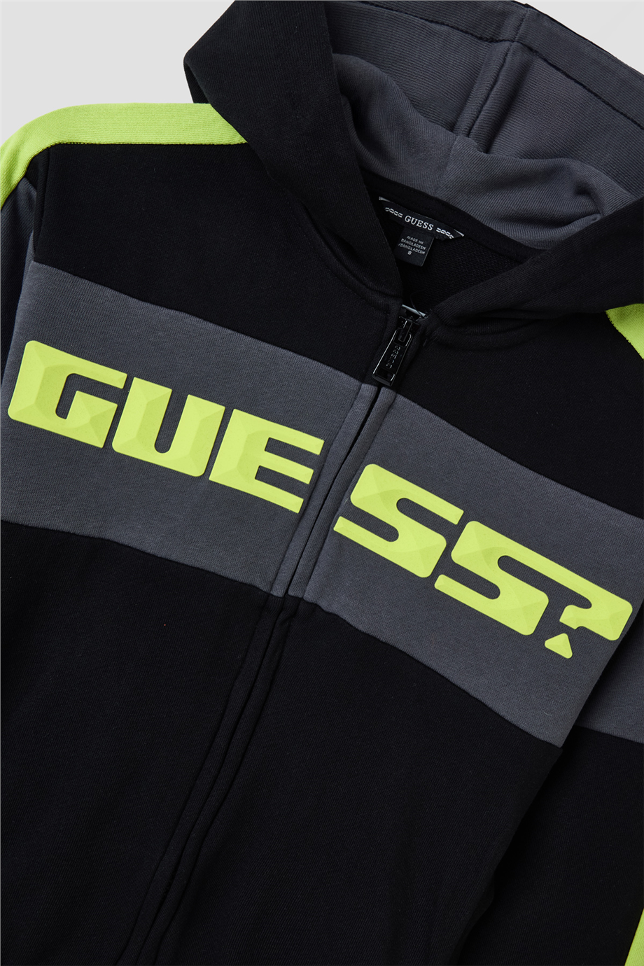 Guess Boy Black Tracksuit TopGuess Boy Black Tracksuit Top