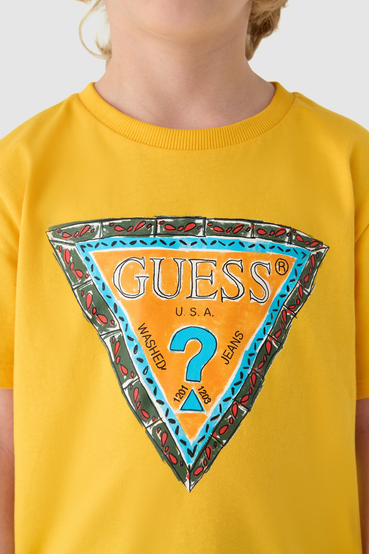 Guess Erkek Çocuk TişörtGuess Erkek Çocuk Tişört