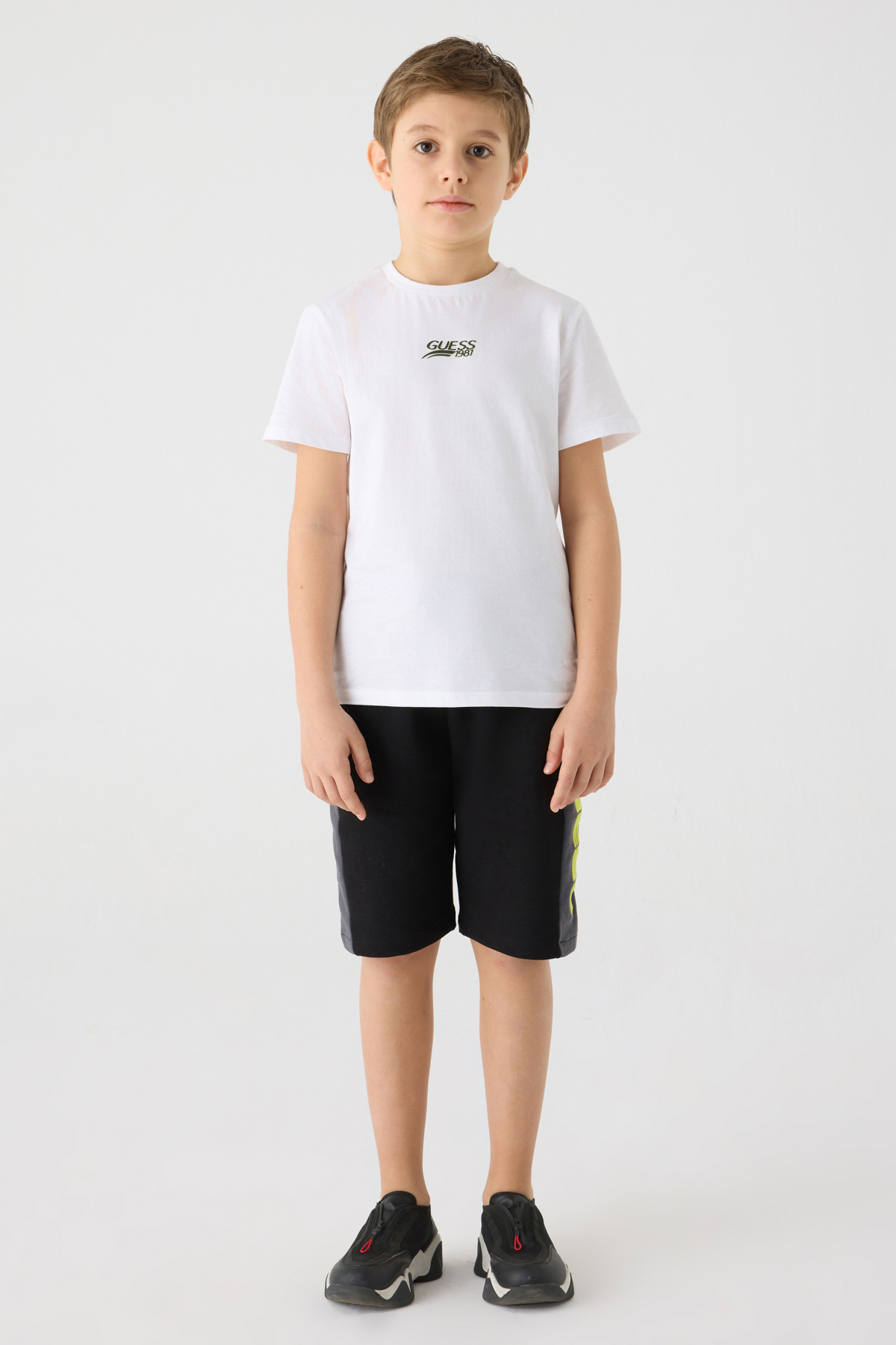 Guess Erkek Çocuk TişörtGuess Erkek Çocuk Tişört