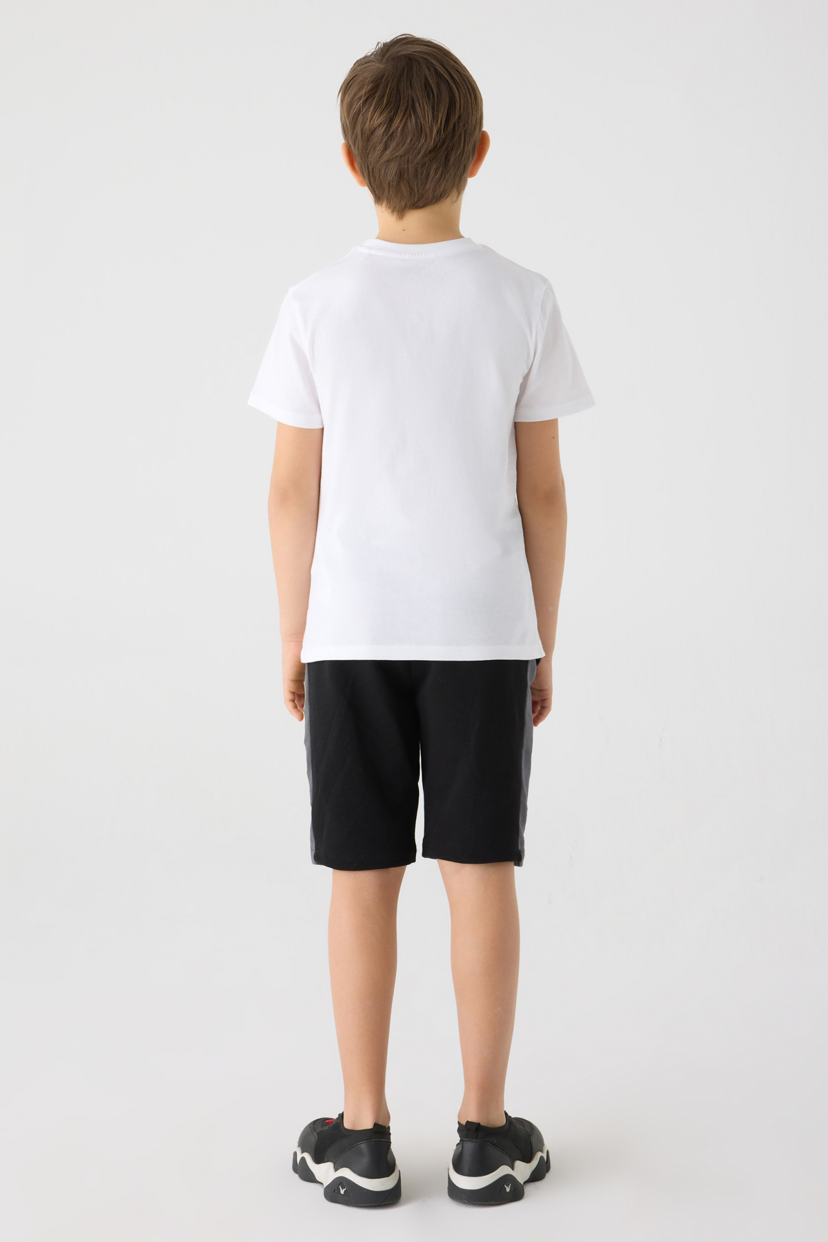 Guess Erkek Çocuk TişörtGuess Erkek Çocuk Tişört
