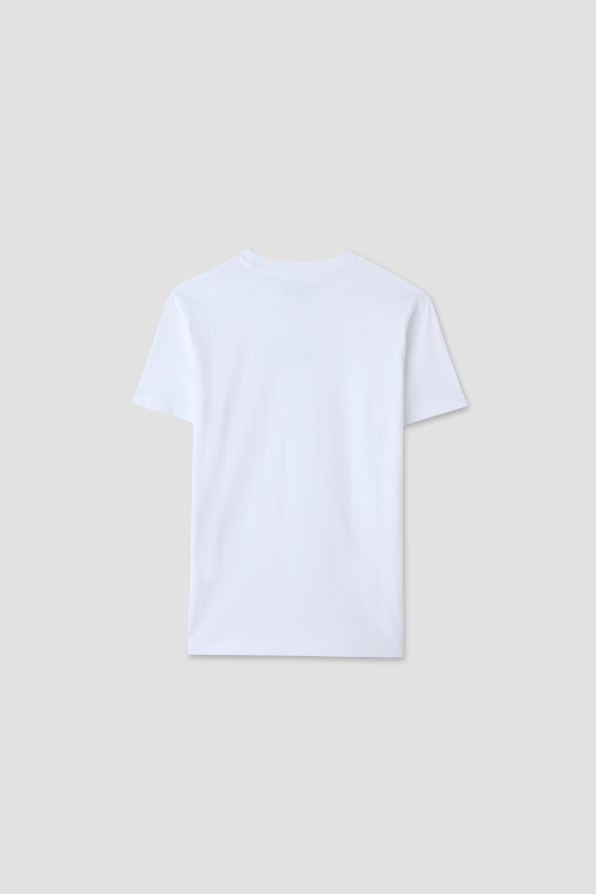 Guess Erkek Çocuk TişörtGuess Erkek Çocuk Tişört