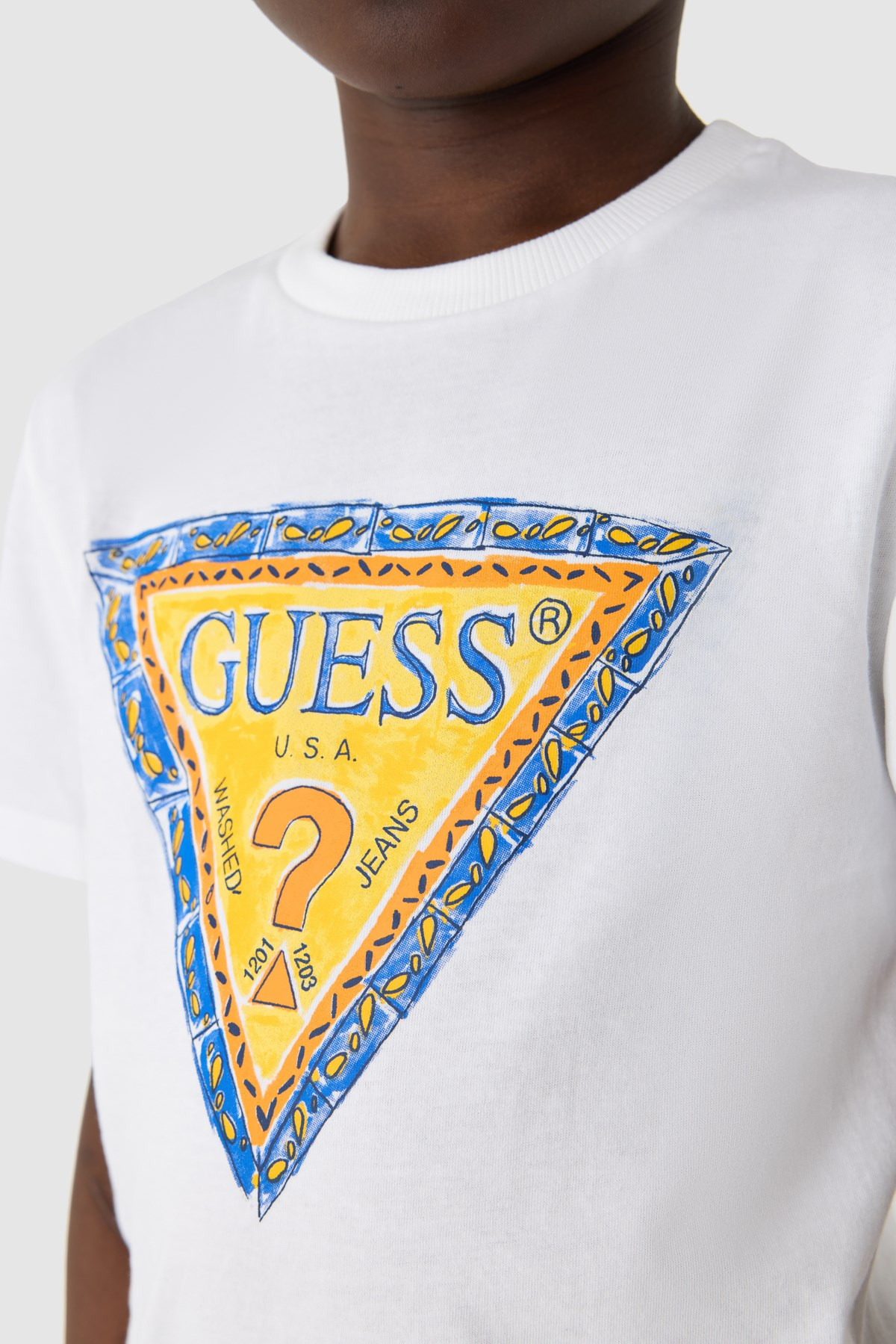 Guess Erkek Çocuk TişörtGuess Erkek Çocuk Tişört