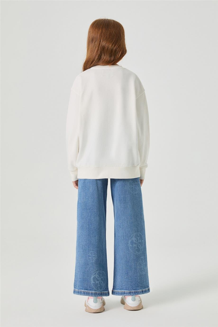 Guess Kız Çocuk Beyaz SweatshirtGuess Kız Çocuk Beyaz Sweatshirt