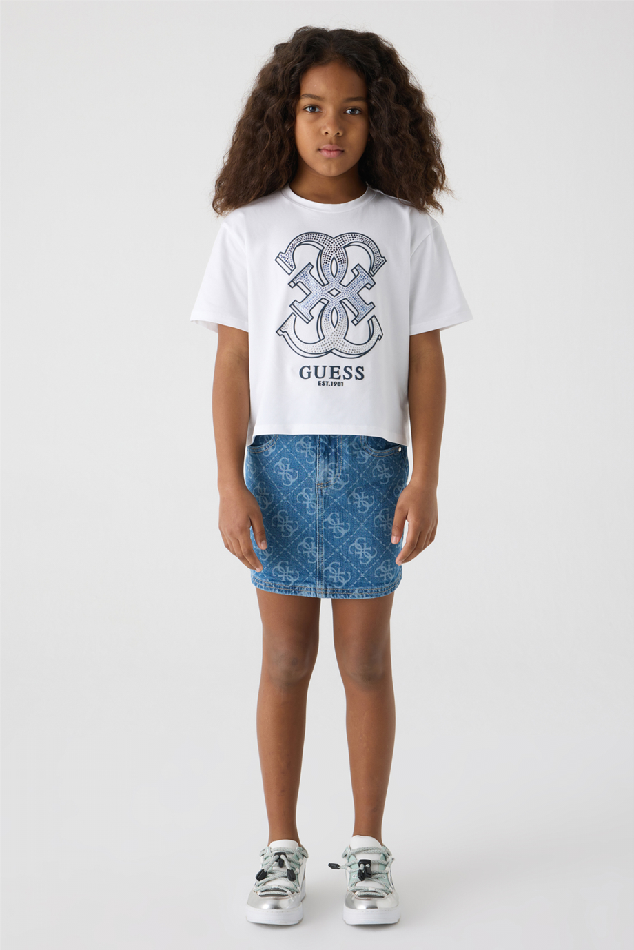 Guess Kız Çocuk Beyaz TişörtGuess Kız Çocuk Beyaz Tişört