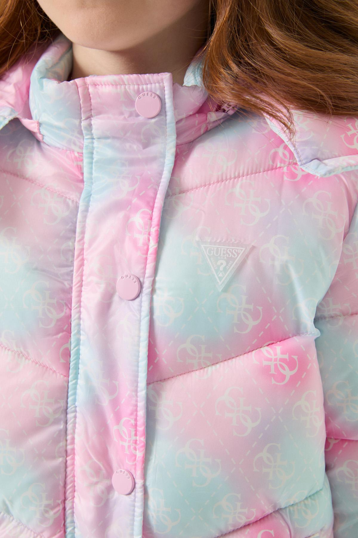 Guess Kız Çocuk Desenli MontGuess Kız Çocuk Desenli Mont