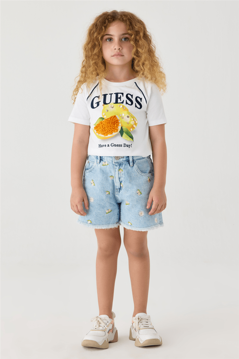 Guess Kız Çocuk Mavi ŞortGuess Kız Çocuk Mavi Şort