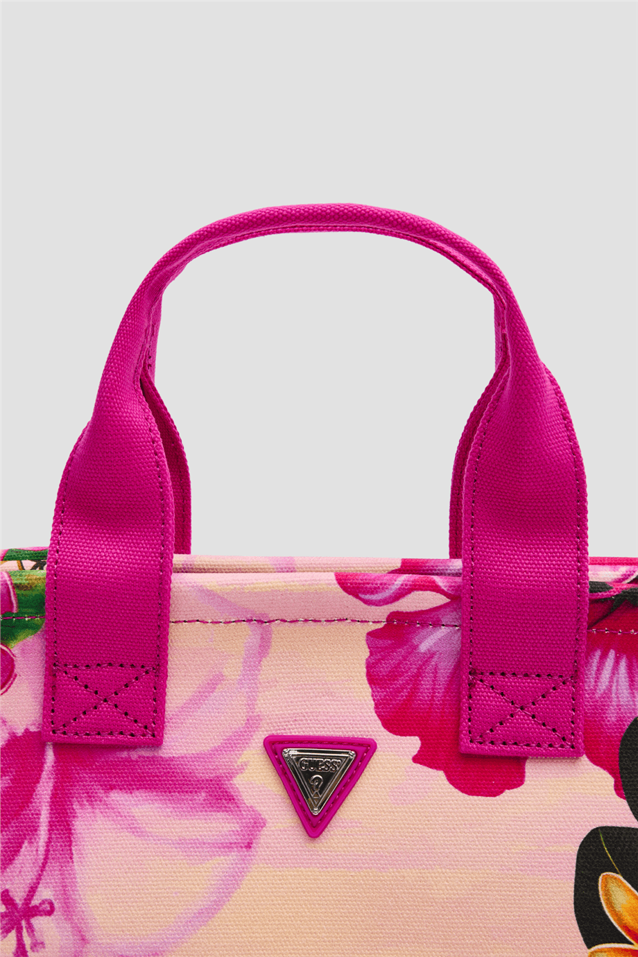 Guess Kız Çocuk Pembe ÇantaGuess Kız Çocuk Pembe Çanta