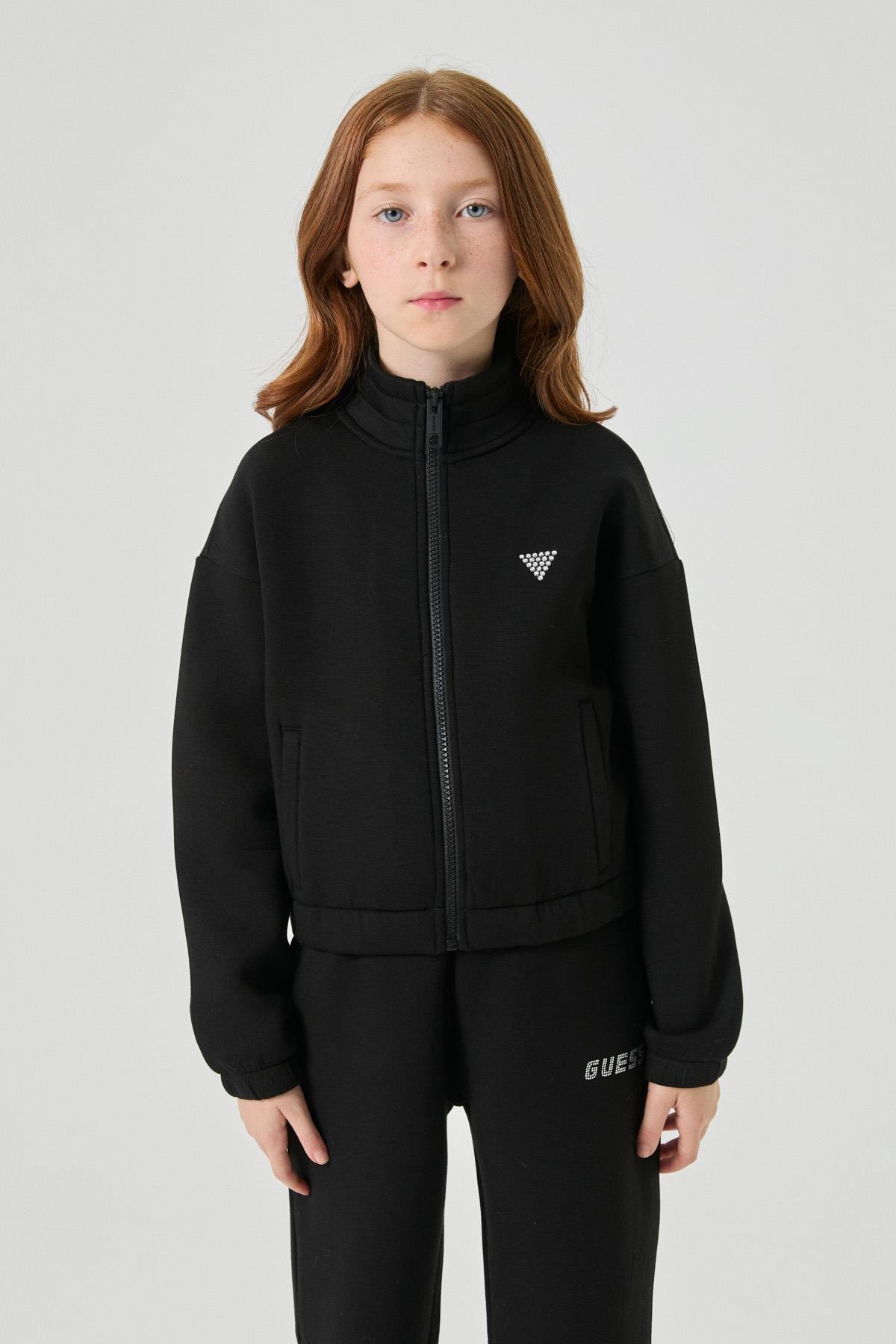 Guess Kız Çocuk Siyah Eşofman ÜstüGuess Kız Çocuk Siyah Eşofman Üstü