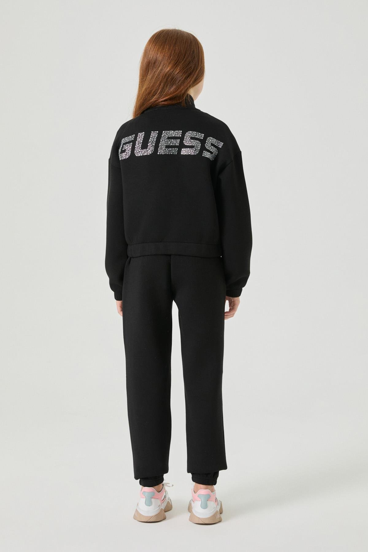 Guess Kız Çocuk Siyah Eşofman ÜstüGuess Kız Çocuk Siyah Eşofman Üstü