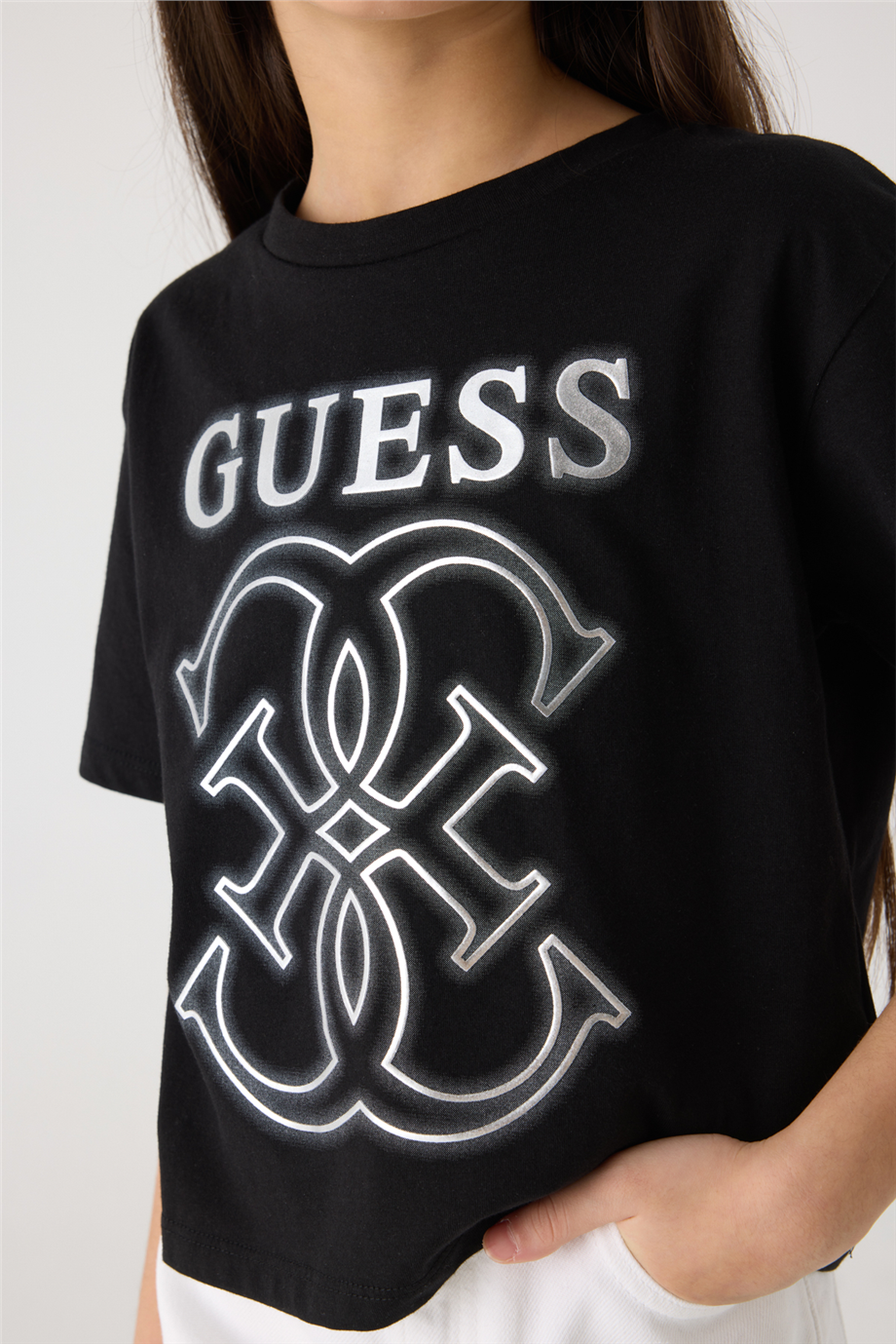 Guess Kız Çocuk Siyah TişörtGuess Kız Çocuk Siyah Tişört