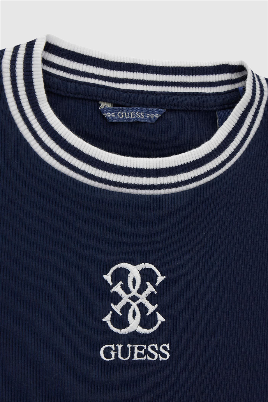 Guess Kız Çocuk TişörtGuess Kız Çocuk Tişört
