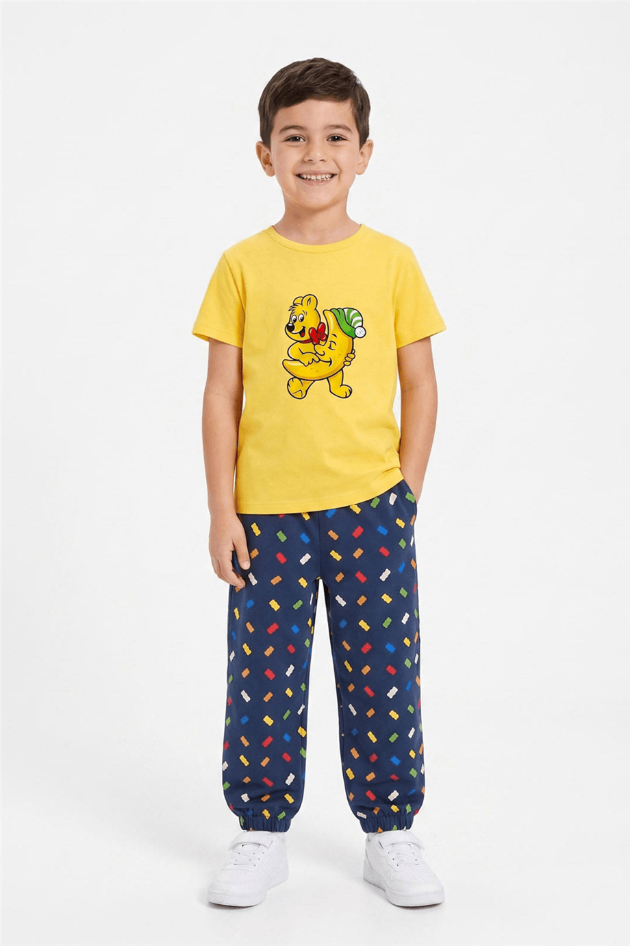 Haribo Erkek Çocuk Lacivert Sarı Pijama TakımHaribo Erkek Çocuk Lacivert Sarı Pijama Takım