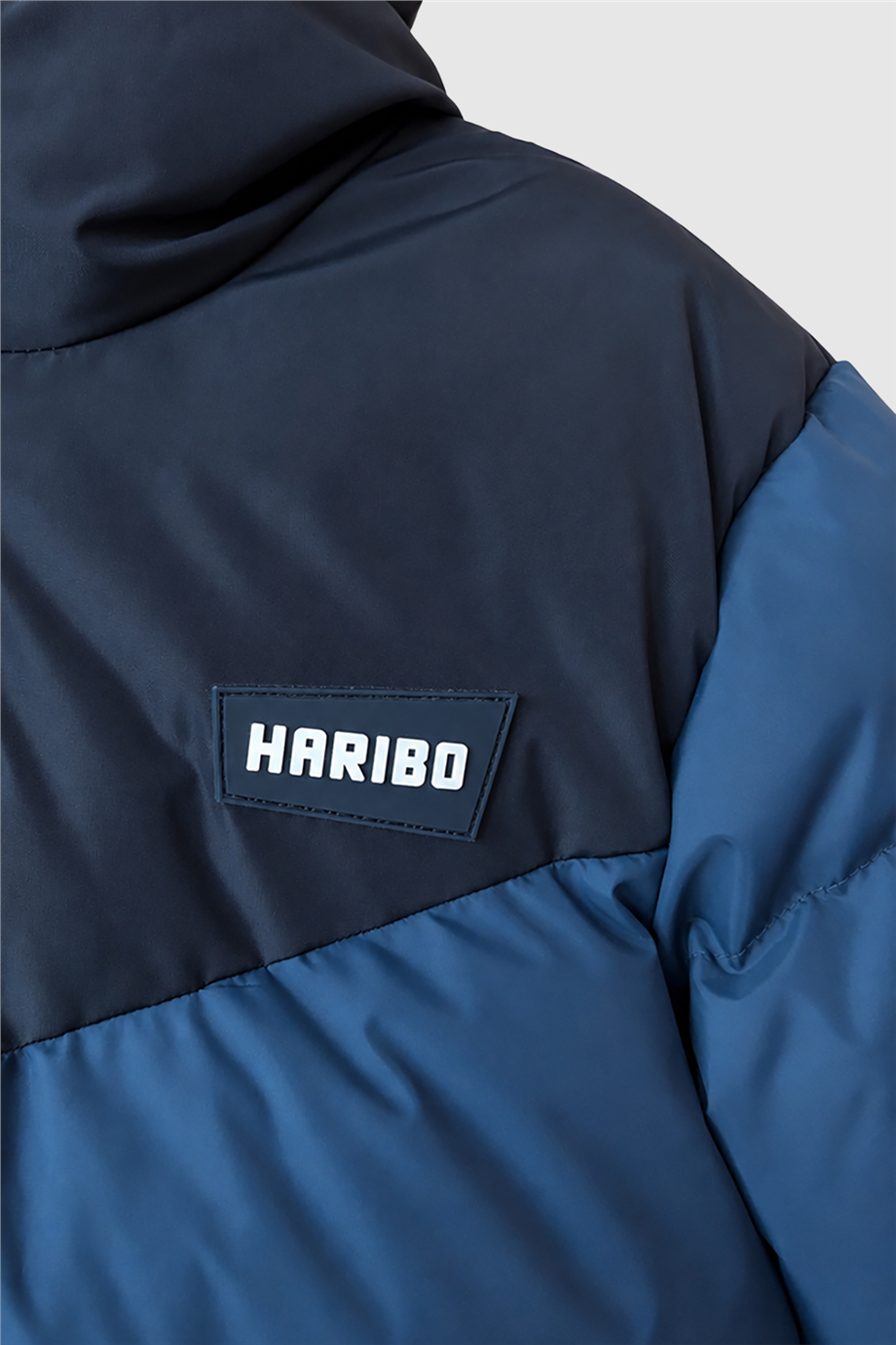 Haribo Unisex Geometrik Desenli Kapüşonlu Panço HavluHaribo Unisex Geometrik Desenli Kapüşonlu Panço Havlu