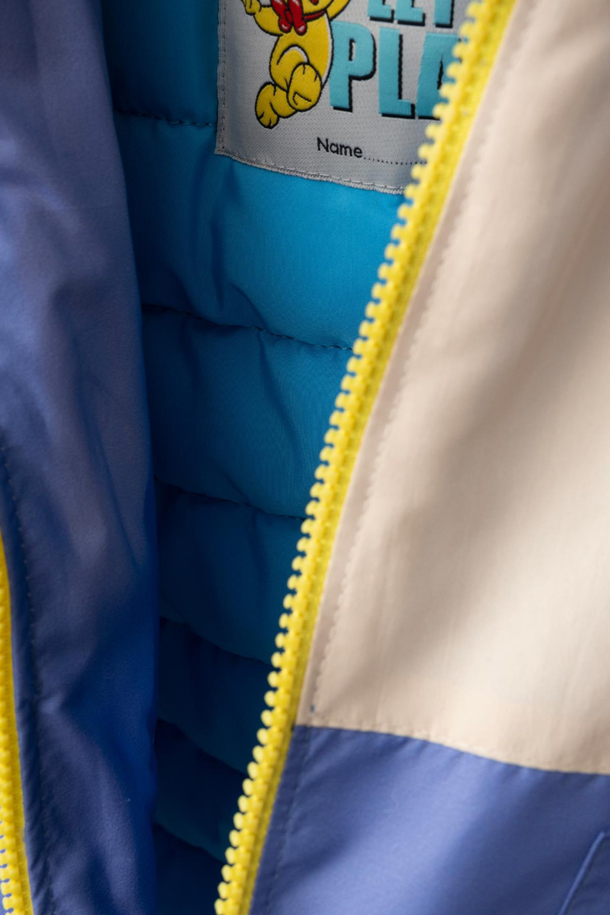 Haribo Unisex MontHaribo Unisex Mont