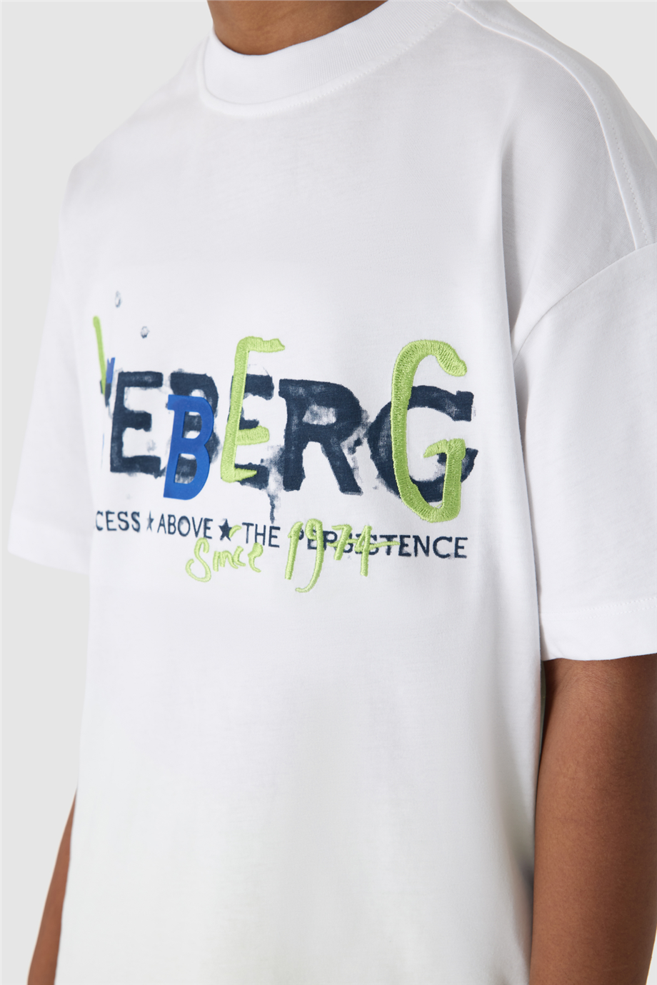 Iceberg Erkek Çocuk Beyaz TshirtIceberg Erkek Çocuk Beyaz Tshirt